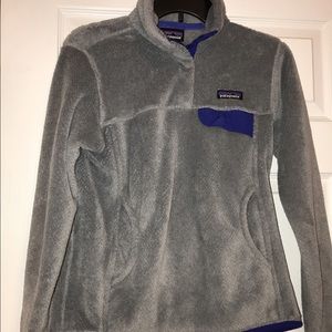Patagonia Pullover Size Small Gray & bluish/purple